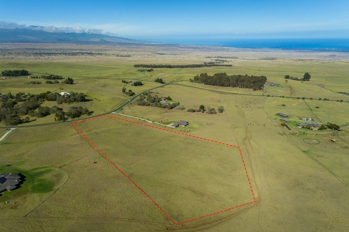 10 Acres of Land Waimea, Hawaii, 